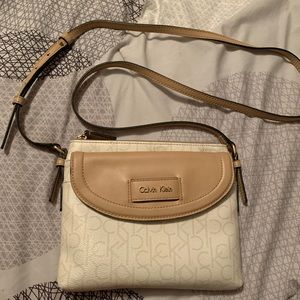 Calvin Klein Crossbody!
